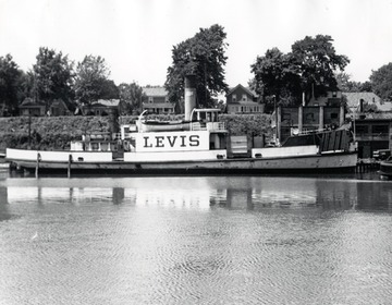Fr. Edward J. Dowling, S.J. Marine Historical Collection: Levis