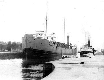 Port side bow view, upbound in the Soo Locks, circa 1905-1910.