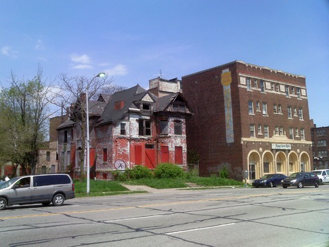 A Lost House and a Hotel. Detroit, May 2013 